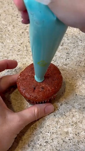 MAR10 Day Cupcake #cupcake #mar10day #supermario #nintendo #cake #cakedecorating | Kathie Sanders