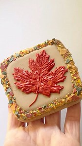 Textured Maple Leaf🍁#cookiedecoratingvideo #thanksgivingcookies #decoratedcookies #sprinklecookies | Oh Baby Bakery