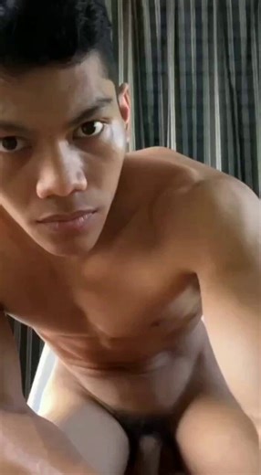RT @ffetishadicted: Argggh perkosa aku bang. 🤤🥵Full koleksi video cuma 30k! https://t.co/fmEmaFxfSo