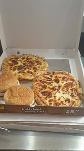 27K views · 307 reactions | CHIP INN 15" SNACK ATTACK 10" margherita 10" Garlic bread and cheese 2x cheeseburgers Chips and cheese Doner kebab meat Chicken kebab meat Onion rings Chicken nuggets Battered sausage bites 2x dips £22.00 | Chip Inn | Facebook