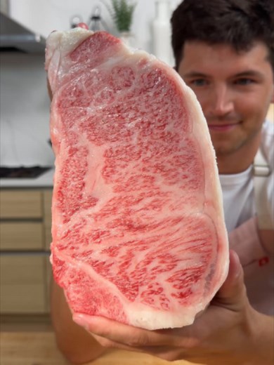 How to Cook Wagyu Steak (A5): Salt-Only Pan Method