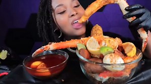 7x SPICY DESHELLED KING CRAB SEAFOOD BOIL MUKBANG CHALLENGE & QnA | QUEEN BEAST | Mukbang & Eating show