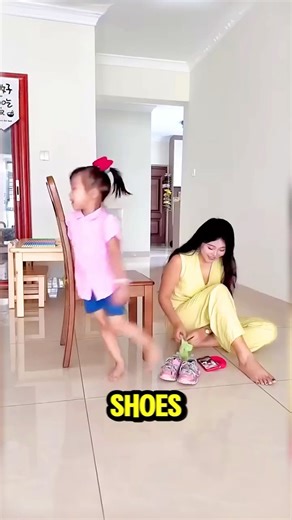Mom used chair shoes 😂