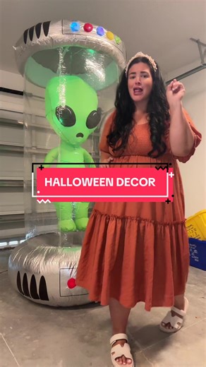 This alien inflatable is going to make all your neighbors jealous #halloween #halloweenyarddecor #halloweendecorations #yarddecorations #alieninfltable #alieninflatable #inflatable