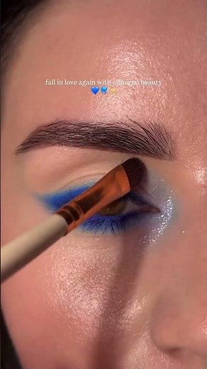 Simple Blue eye makeup💙eye makeup tutorial✨blue eye makeup #makeuptutorial #shortsfeed #softglamlook