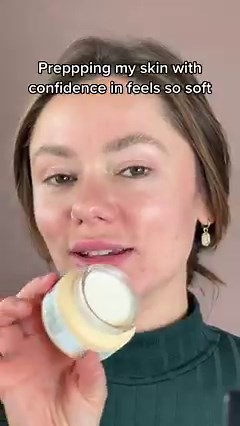 When I tell you I LOVE all IT Cosmetics bb and cc creams, I was super excited to try out their brand new CC nude glow! What ya think? 襤✨ I got combination/dry skin and it worked so well on me. Plus can we repeat the fact that it has SPF 40!!!! in there?! #itcosmetics #itcosmeticscccream #spf #makeupreview #makeuplook | Makeupbysanchez | Facebook