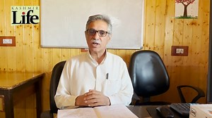 18 reactions | After the #JKNC won its symbol(ic) battle from the #SupremeCourt, #Ladakh administration rescheduled the #LAHDCKargil polls, watch an explanatory #KashmirLife report | Kashmir Life | Facebook