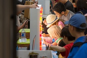 Lite Brite, VR and a robotic hand: Humber at the Maker Extravaganza