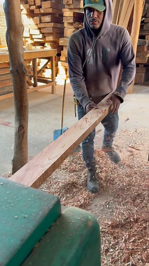 SERVICIO EN TABLONES DE CEDRO 1 1/2x3x7 PIES 🤌🏻❤️‍🔥 PMT MADERA FINA ❤️‍🔥 📍Calle Revolución 25 Col. Benito Juárez Mazatlan Sin. 📲6691420783–☎️ 669 194 1542 📨pmtfinas@hotmail.com #wood #woodcarving #madera #mazatlan #sinaloa #cedro #parota #pino #carpintero #carpinteria | Pmt Madera Fina