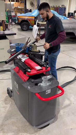 3-Point Roll Bar Bending with Chromoly Tubing