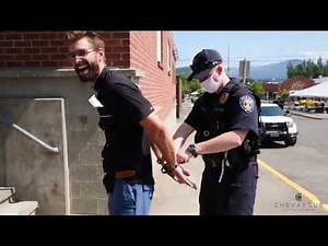 ★★★★★ Testing Rope & Zip Tie Handcuffs with Police.