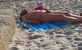 No hands cumblast at the beach