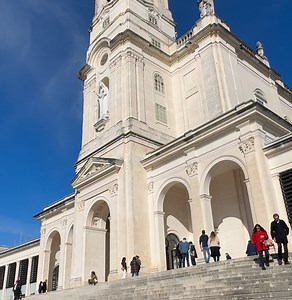 Lindsay Casinelli on Reels