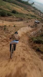 Théo Erlangsen FPV at Darkfest | Fox Racing