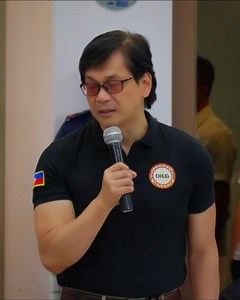 Sa ating dinaluhang dayalogo sa Iloilo City kamakailan, kasama ang DILG Regional Directors, Provincial Directors, LGU Directors at staff ng Aklan, Antique, Capiz, Guimaras, Negros Occidental, Iloilo at Bacolod, siniguro natin ang maayos na koordinasyon sa pagitan ng nasyonal at lokal na pamahalaan tungo sa maunlad at mabuting serbisyo para sa ating mga kababayan. Patuloy nating susubaybayan ang mga proyekto at reporma ng pamahalaan sa bawat komunidad at pilit na ipaparamdam sa ating mga LGUs ang