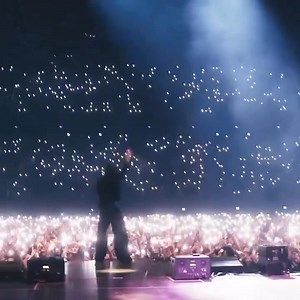 3.9K views · 250 reactions | In 2022, Wizkid completely sold-out the 17,000 capacity Ziggo Dome Arena in Amsterdam, Netherlands 礪 | Entertainment Daily | Facebook