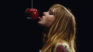 I WANNA BE YOUR SLAVE by Måneskin on Apple Music