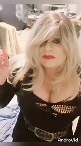 smoking red lips | aShemaleTube