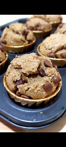 Yummy Coffee Muffins Super Easy!😍👍 #homemadefood #baking #muffins Ingredients 2 eggs large, room temperature 1/2 cup brown sugar 1/2 cup hot milk 1 tbsp instant coffee 1/2 cup oil or melted butter 2 cups all purpose flour 2 tsp baking powder 1/2 tsp salt 1/2 cup chocolate chips Sugar as needed Enjoy!❤️ | Foodalicious Homestyle