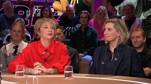 Ze waren 18 en 16 jaar toen Jacqueline Govaert en Annelies Kuijsters totaal onervaren met Krezip op Pinkpop stonden. Met ‘I Would Stay’ maakten ze diepe indruk, maar de cello bleef sindsdien thuis. #Eva | Eva