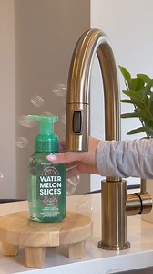 The countdown to Global Handwashing Day, October 15th is on!﫧​ Get ready to refresh every sink and counter with tsink-side essentials! | Bath & Body Works India | Facebook