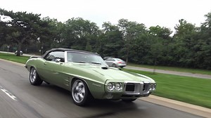 69 Pontiac Firebird 400 highway star Woodward Avenue Detroit bound #Samspace81 #classiccars #restomod #oldcars #musclecars | Samspace81