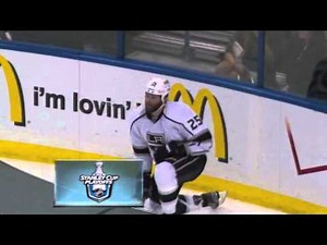 TJ Oshie hit on Dustin Penner, scrum ensues