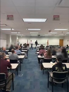Florida Department of Law Enforcement (FDLE) Commissioner Mark Glass announced the appointment of Felipe Williams as the tenth Special Agent in Charge (SAC) of the Miami Regional Operations Center (MROC). SAC Felipe Williams received a warm welcome from MROC members when it was announced that he was the next SAC. He said, “The MROC family has welcomed me back with open arms, and I strive to maintain the exceptional work protecting our community.” #YourFDLE #FDLETeam See the full news release her