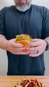 This is how we eat Hatch Green Chile cheeseburgers! | Fresh Chile