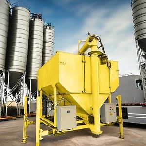 [Hot Item] Small Mobile Horizontal Silo for Silica Sand Dry Powder Storage Horizontal Silo