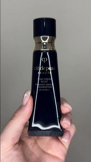 Clé de Peau Beauté Radiant Cream Foundation | I10 Very Light Ivory📌#cledepeau #foundation #beauty