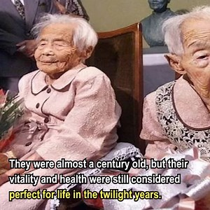 8 Most Unusual Twins That Actually Exist | Colors Of Nature