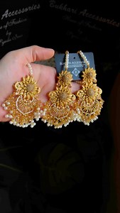 2.5K views · 50 reactions | “SOHAAL STATEMENT SET” | Customised this Sunflower  style necklace Set in subtle Goldplated metal ♥️ ready to wear on an amazing rates exclusively by #bukhariaccessoties #gold #champagne #vine #brown #dullgold #goldplated #bridaljewellery #jewels | Bukhari Accessories | Facebook