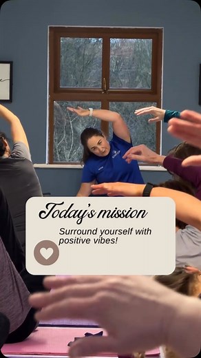 Get your stretch in… #sportsrehab #athletictherapy #mhinjuryclinic #arti #appi #pilates #injuryreduction #rehab | Miriam Harrison sports injury clinic