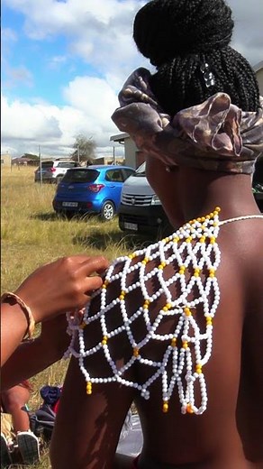 Gorgeous Zulu Girls in Traditional Outfits