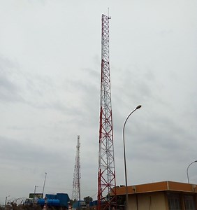 [Hot Item] Sturdy Telecom Tower with Hot-DIP Galvanization for Strong Connectivity
