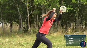 Kristin Tattar takes back the solo lead from the edge of C2! | Disc Golf Pro Tour