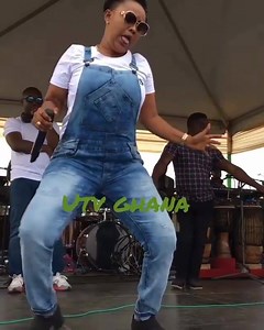Nana Ama Mcbrown shows her dancing and singing skills as she performs late Ebony Reigns 'Sponsor' song. #NanaAmaMcBrown #EbonyReigns #popghanadotcom #ghanaentertainmentblog | PopGhana
