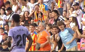 Some of the CRIMINALS of Mestalla #ContigoVinicius #NoToRacism | MadridistaNews.com