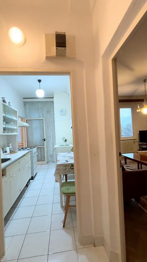 Na predaj 2-izbový byt v Bratislave – Ružinove (Radarová ulica) Hľadáte byt na investíciu alebo priestor, ktorý si prerobíte podľa seba? Tento 2-izbový byt s loggiou a pôvodnými parketami je perfektný základ na modernú rekonštrukciu. ✨ 42 m² ✨ Loggia pivnica ✨ Nový výťah ✨ Výborná lokalita Ružinova Ideálny pre tých, ktorí chcú potenciál, dobrú adresu a možnosť vytvoriť si bývanie podľa vlastného štýlu. Cena: 180 000 € 📞 Kontakt: Monika Jošt – 0911 977 713 Michaela Drietonská – 0904 273 545 #byt