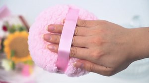 2 Pcs Extra Large Body Powder Puff and Container, 6 Inch Dusting Powder Container with Puff, Body Powder Container and Oversize Soft Washable Powder Puff for Women