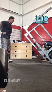 67K views · 338 reactions | Welcome back to Bad Resolutions! New year, old you... 藍 #resolutions #Resolutions2024 #workoutmotivation #fail | FailArmy | Facebook