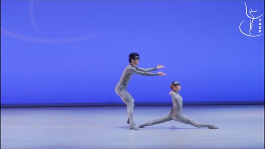 #SundayFunday featuring "Stone Wings" performed by Taylor O'Meara (15) and Cruz Vinning (18) from Master Ballet Academy at the YAGP 2023 Finals, where they won Second Place in the Contemporary Pas De Deux Category!✨ We cannot wait to see the amazing talent this 25th Anniversary Season! | Youth America Grand Prix