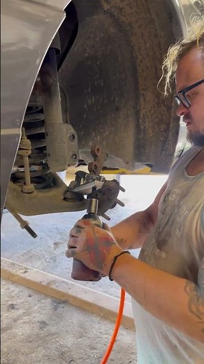 Ball joint separator vs pickle fork #tools #harborfreight #mechanic