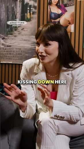 "I ALWAYS PRETEND I'M WITH A FAN!" - Lexi Luna