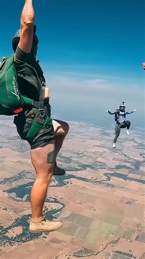 2.6K views · 12 reactions | Amazing Freefly Skydiving with a Tube! 廒 | Camp-PinPin Family | Facebook