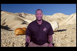 Rev. Joshua Reese gives words of wisdom and encouragement to the youth of the Mount Olive Baptist Church, Arlington, Texas. | Mount Olive Baptist Church