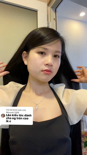 4.6K reactions · 354 shares | Tips xõa tóc xinh dành cho người trán cao...#kieutoctrancao #keptocxinh #huynhnhibeauty #tiplamdep | Huỳnh Nhi | Facebook