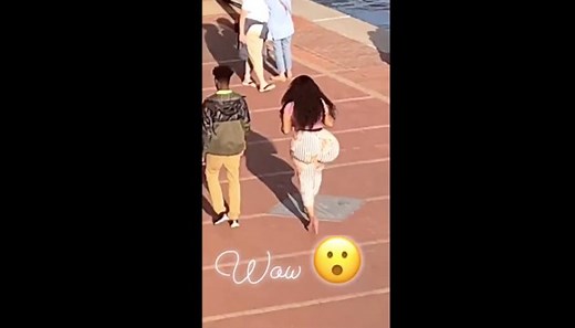 Oh Wow: Good Googly Moogly That Thang Is Juicy!