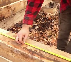 building a square off grid log cabin- lifting heavy. | Amber Felicity